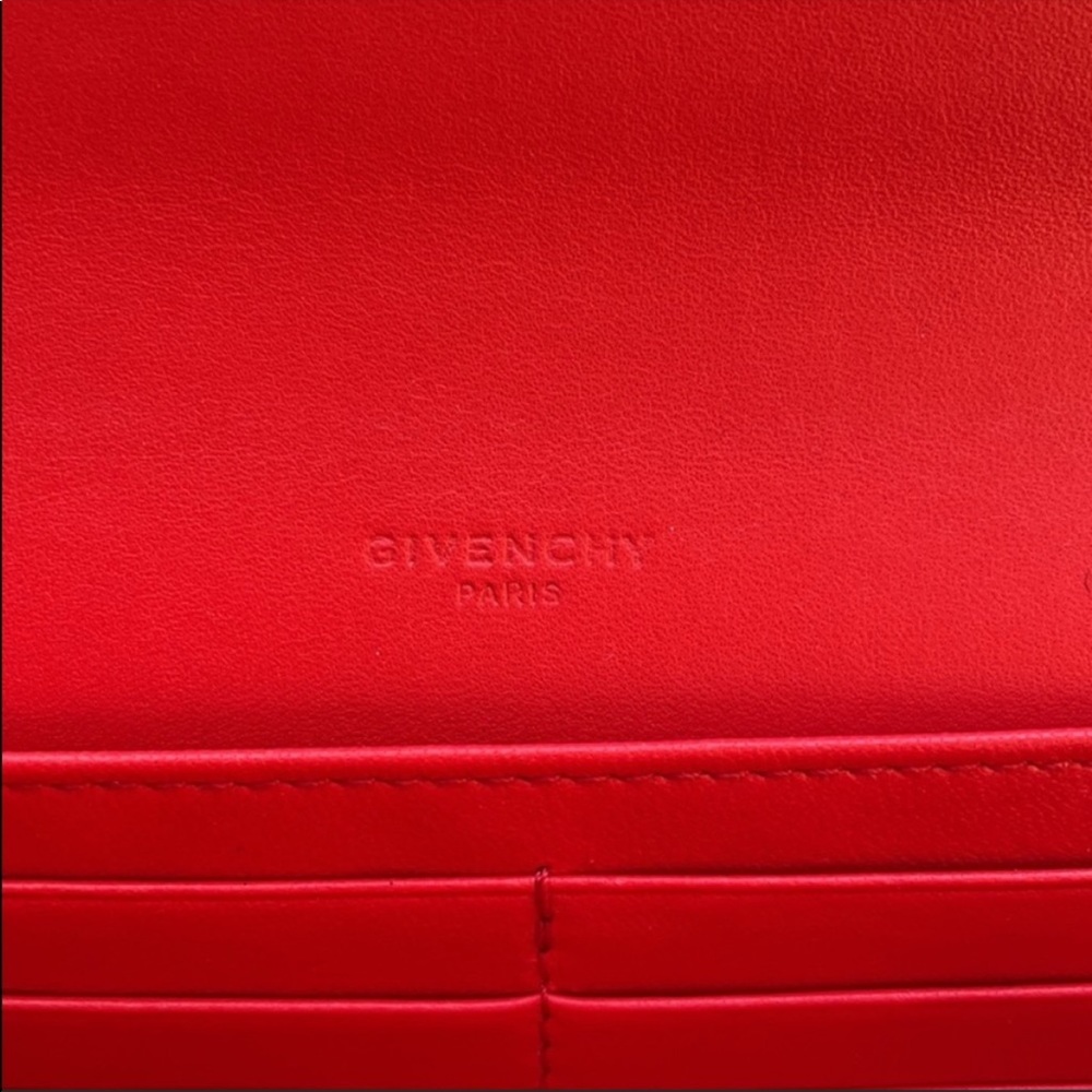 🆕Givenchy Wallet - Picture 4 of 6